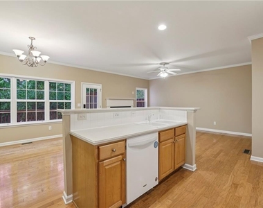3128 Mercer University Drive - Photo Thumbnail 13