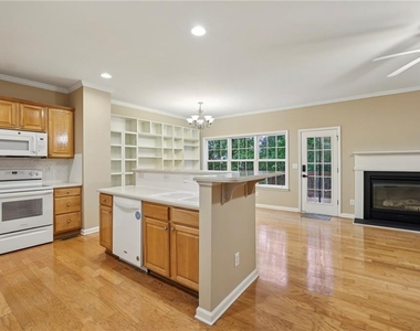 3128 Mercer University Drive - Photo Thumbnail 11