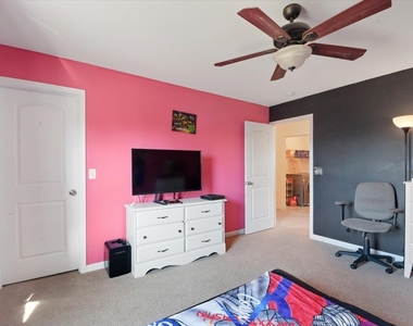 705 Bergamot Street - Photo Thumbnail 18