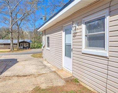 315 Evans Street - Photo Thumbnail 3