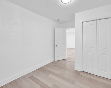 315 Evans Street - Photo Thumbnail 17