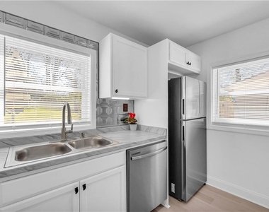 315 Evans Street - Photo Thumbnail 14