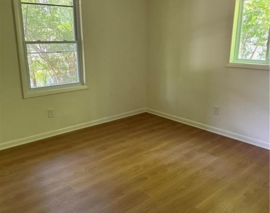 6632 Stark Court - Photo Thumbnail 2