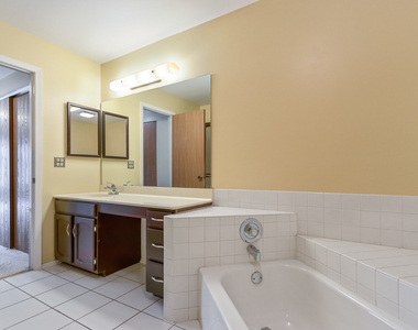 164 White Branch Court - Photo Thumbnail 17