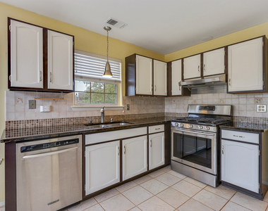164 White Branch Court - Photo Thumbnail 7