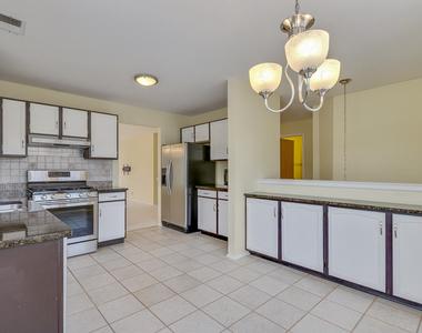 164 White Branch Court - Photo Thumbnail 9