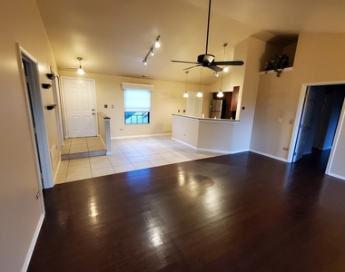357 Bloomfield Lane - Photo Thumbnail 2