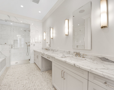 105 W Chestnut Street - Photo Thumbnail 9