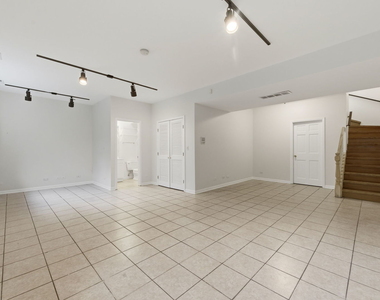 3125 Lake Avenue - Photo Thumbnail 11