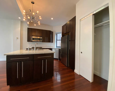 163 West 80th Street - Photo Thumbnail 3