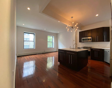 163 West 80th Street - Photo Thumbnail 1
