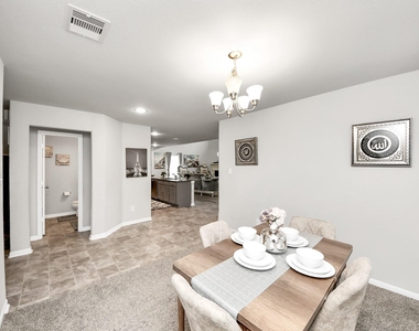 2918 Silverhorn Lane - Photo Thumbnail 12