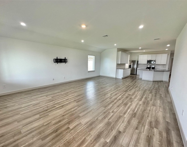 1107 Curly Angora Court - Photo Thumbnail 25