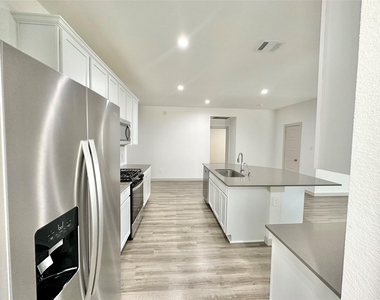 1107 Curly Angora Court - Photo Thumbnail 20