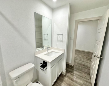 1107 Curly Angora Court - Photo Thumbnail 15