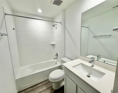 1107 Curly Angora Court - Photo Thumbnail 14