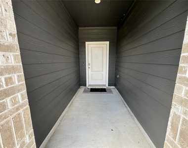 1107 Curly Angora Court - Photo Thumbnail 9