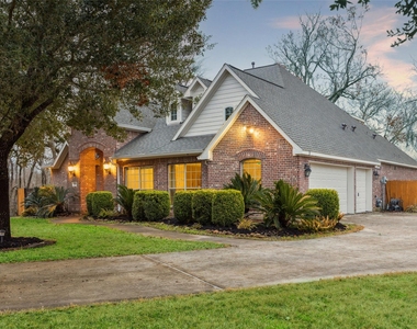 226 Jade Pointe - Photo Thumbnail 46