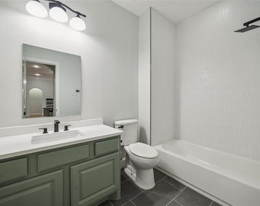 226 Jade Pointe - Photo Thumbnail 21