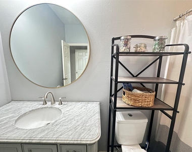 6321 Oso Parkway - Photo Thumbnail 28