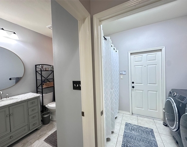 6321 Oso Parkway - Photo Thumbnail 31
