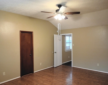 21406 Golden Dove Drive - Photo Thumbnail 3