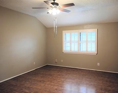 21406 Golden Dove Drive - Photo Thumbnail 8
