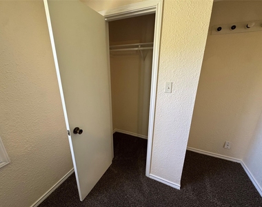 909 14th Avenue N - Photo Thumbnail 8