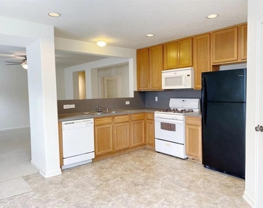 20707 Fair Castle Drive - Photo Thumbnail 6
