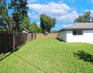 9211 Blankenship Drive - Photo Thumbnail 24