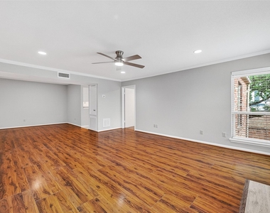 3700 W Clay Street - Photo Thumbnail 3