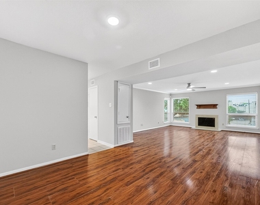 3700 W Clay Street - Photo Thumbnail 8