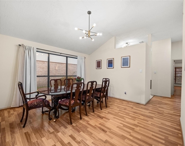12635 Ashford Chase Drive - Photo Thumbnail 4