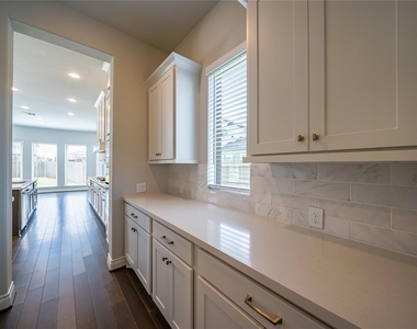 11803 Dalhousie Drive - Photo Thumbnail 32
