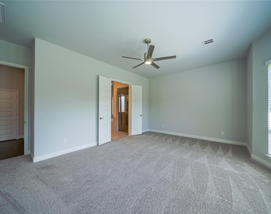 11803 Dalhousie Drive - Photo Thumbnail 16