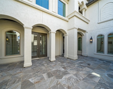 11803 Dalhousie Drive - Photo Thumbnail 6