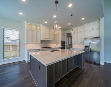 11803 Dalhousie Drive - Photo Thumbnail 28