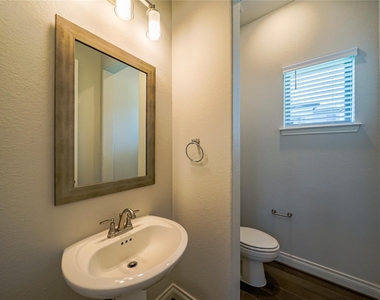 11803 Dalhousie Drive - Photo Thumbnail 24