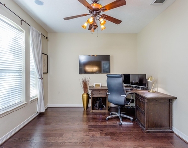5615 Ashford Ridge Lane - Photo Thumbnail 4