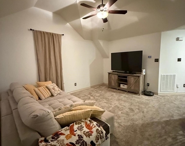 5615 Ashford Ridge Lane - Photo Thumbnail 37