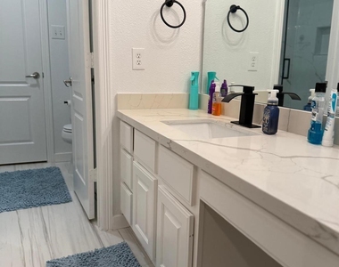 5615 Ashford Ridge Lane - Photo Thumbnail 31