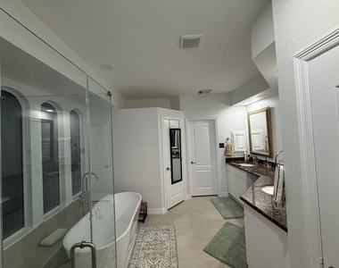 5615 Ashford Ridge Lane - Photo Thumbnail 22
