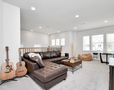 1538 Park Path Drive - Photo Thumbnail 24