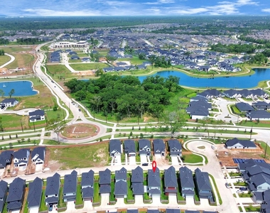 1538 Park Path Drive - Photo Thumbnail 37