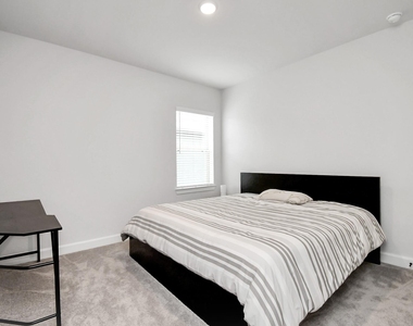 1538 Park Path Drive - Photo Thumbnail 25