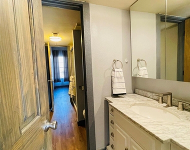 12900 Walden Road - Photo Thumbnail 10