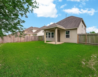6126 Prince Place Dr - Photo Thumbnail 37