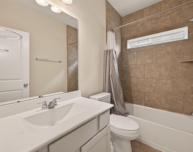 6126 Prince Place Dr - Photo Thumbnail 17