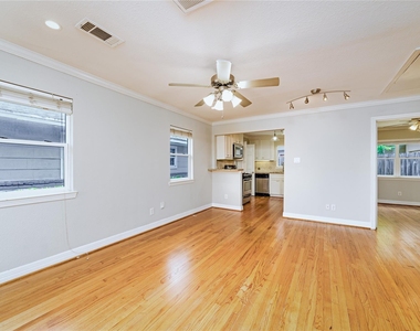 4405 Marina Street - Photo Thumbnail 5