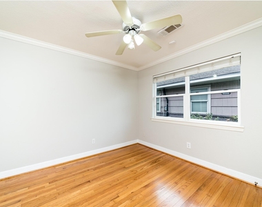 4405 Marina Street - Photo Thumbnail 6